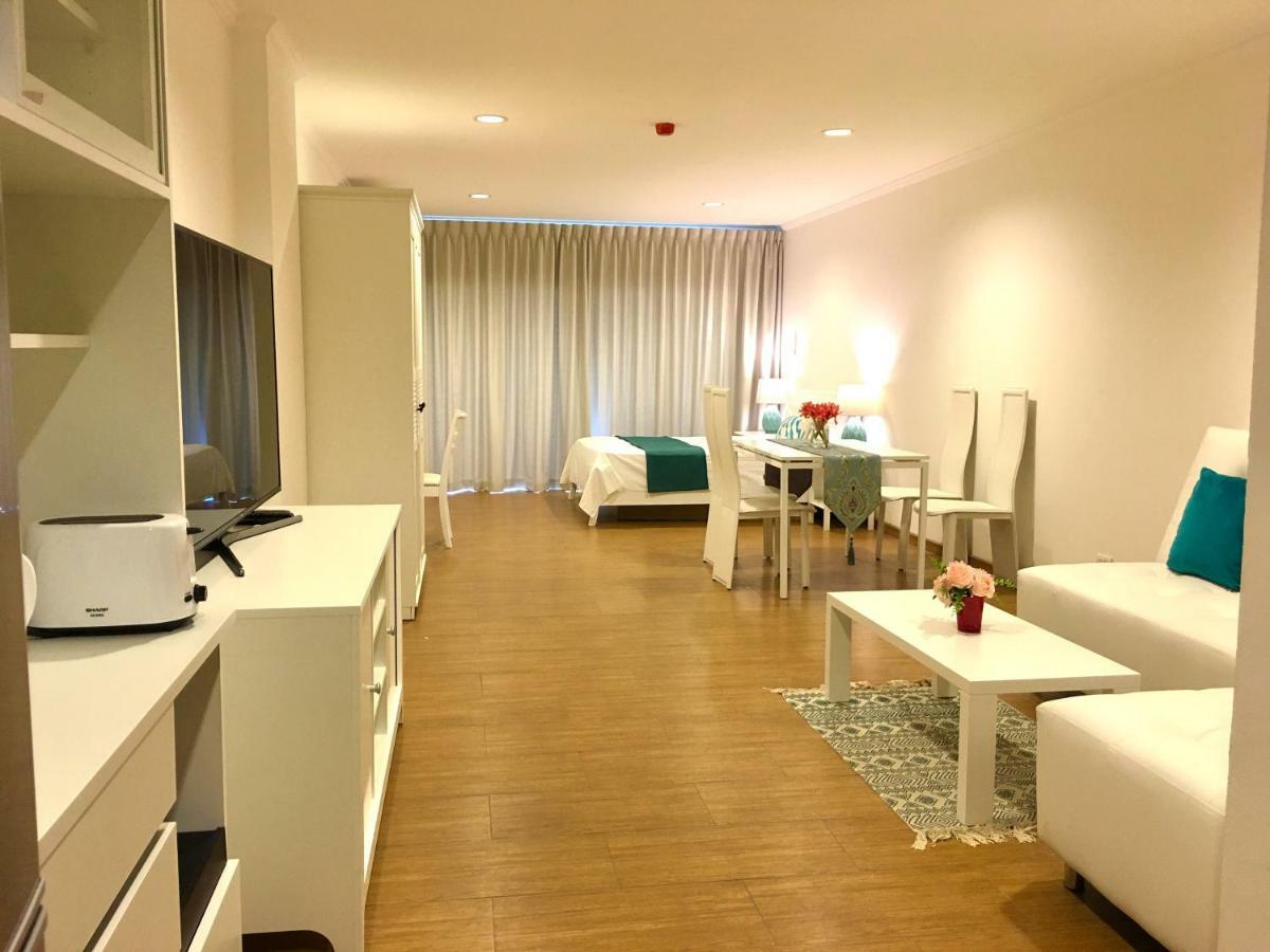 Baan Klang Condo Hotel HHQ Esterno foto