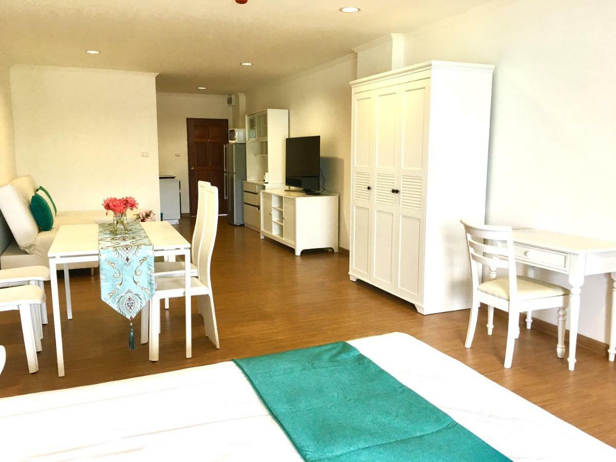 Baan Klang Condo Hotel HHQ Esterno foto